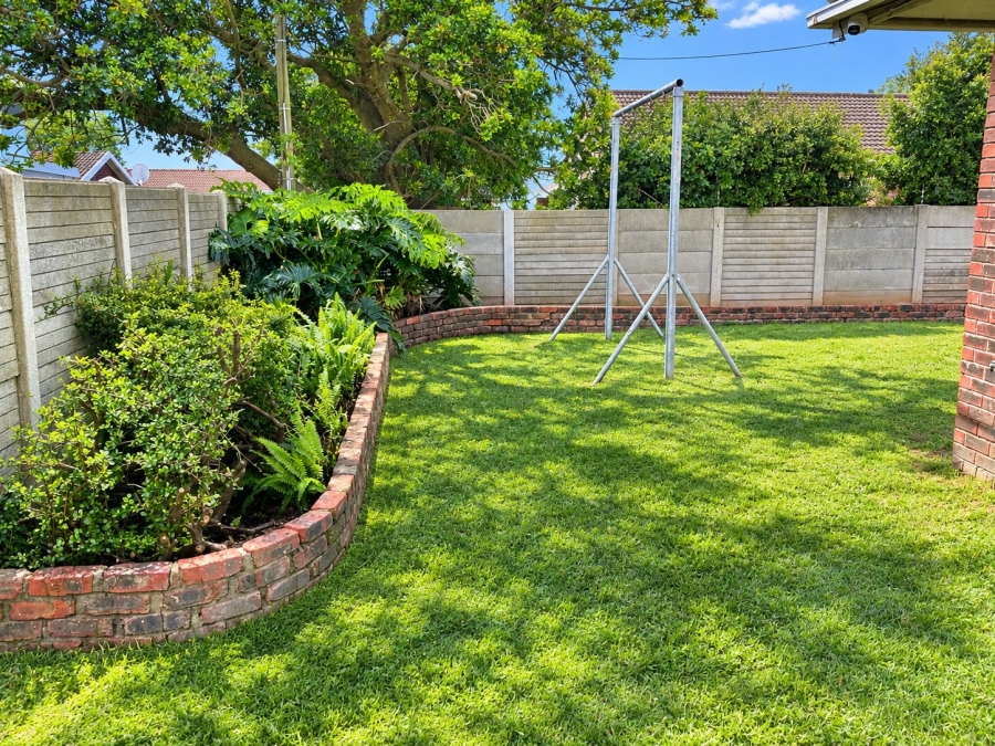 4 Bedroom Property for Sale in Charlo Eastern Cape